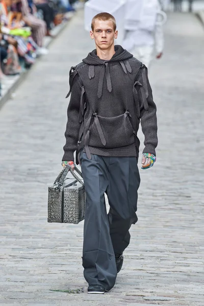 Look 51